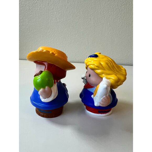 Fisher-Price Little People Farmers Set of 4 Girl Boy Brown Horse Cow Toy - Picture 7 of 15